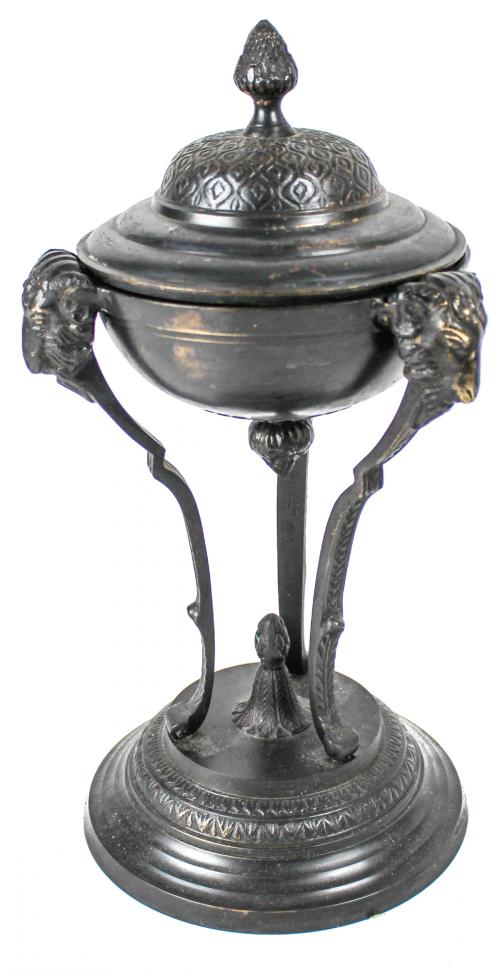 COPA DECORATIVA DE ESTILO IMPERIO