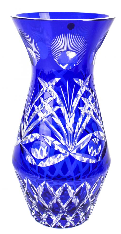 JARRON FLORERO EN CRISTAL TALLADO