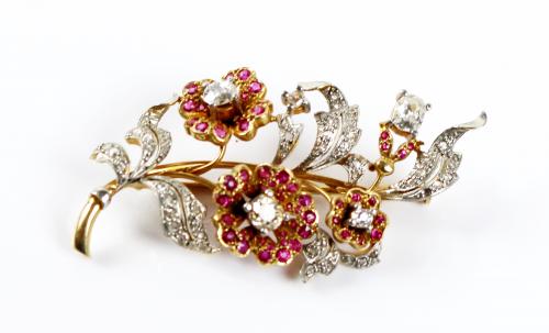 BROCHE FLORAL DE LOS AÑOS 40