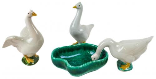 TRES "OCAS" EN CERAMICA SERRA