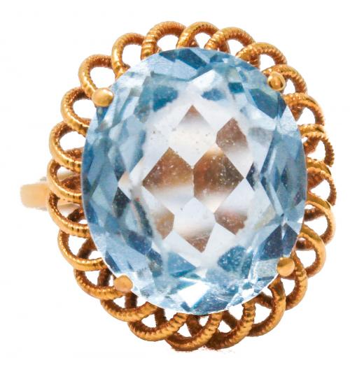 ANILLO CON TOPACIO