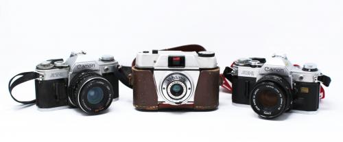TRES CAMARAS FOTOGRAFICAS