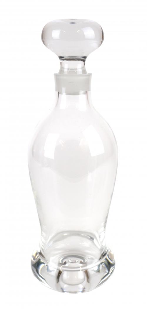 BOTELLA LICORERA DE MANUFACTURA ALEMANA ÚLTIMO TERCIO S.XX