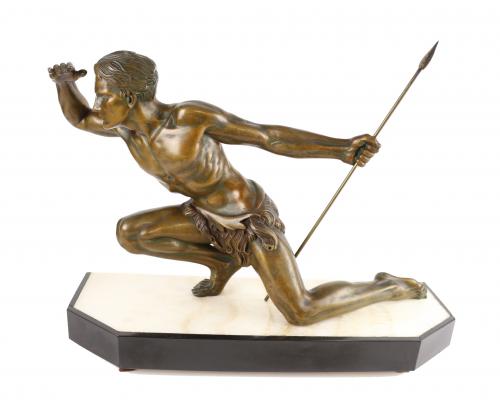 ESCULTURA DE ESTILO ART DECÓ