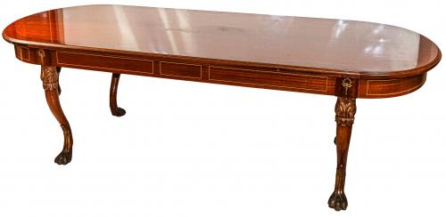 MESA DE COMEDOR DEL ÚLTIMO CUARTO DEL S.XX