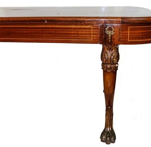 MESA DE COMEDOR DEL ÚLTIMO CUARTO DEL S.XX