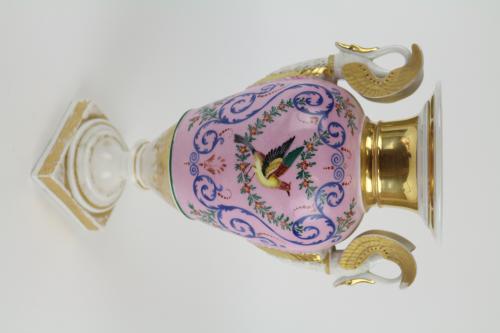 JARRON IMPERIO EN PORCELANA DE MEDIADOS S.XIX
