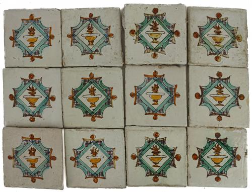 DOCE  BALDOSAS DE MUESTRA CATALANAS CIRCA 1800