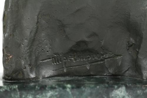 PEQUEÑA FIGURA EN CALAMINA