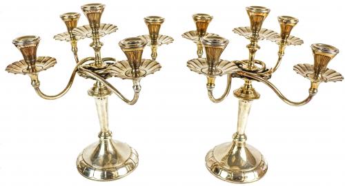 PAREJA DE CANDELABROS DE MEDIADOS DE SIGLO XX