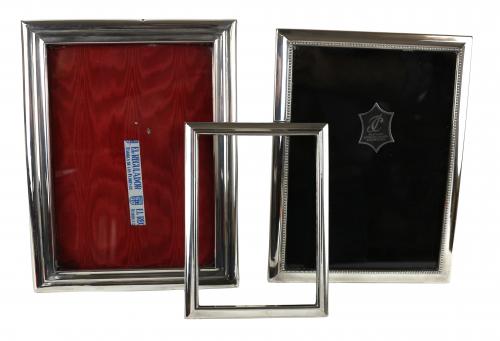 TRES MARCOS PORTARRETRATOS DE PLATA