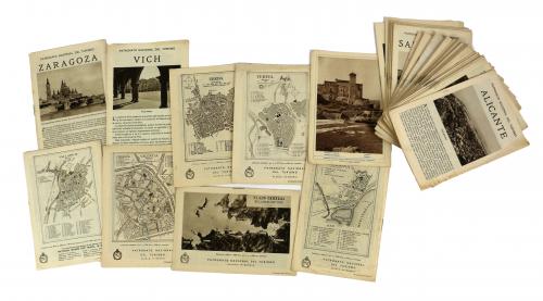 LOTE DE 59 FOLLETOS DE TURISMO DE LOS AÑOS 30