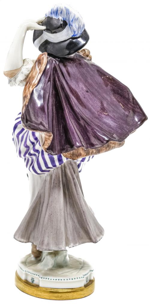 FIGURA EN PORCELANA DANESA "BING & GRONDAHL"