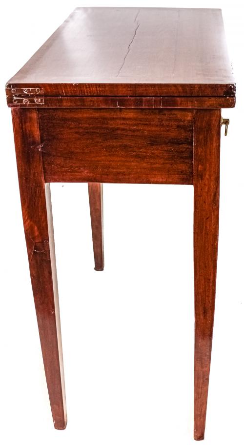 MESA DE JUEGO DE LA SEGUNDA MITAD DEL S.XIX
