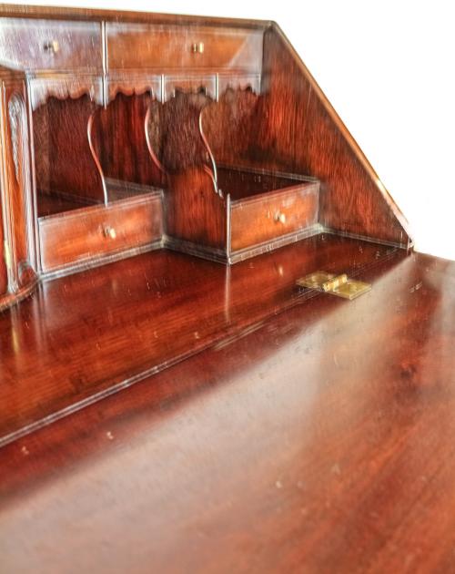 MUEBLE CANTERANO INGLÉS DEL S.XIX