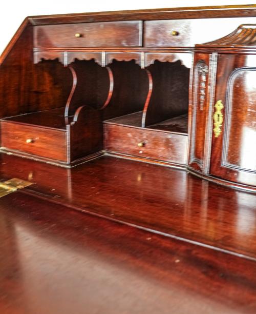 MUEBLE CANTERANO INGLÉS DEL S.XIX