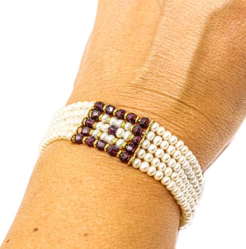 PULSERA DE PERLAS Y GRANATES