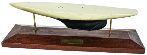 DOS MAQUETAS DE CASCOS DE VELERO ÚLTIMO CUARTO S.XX