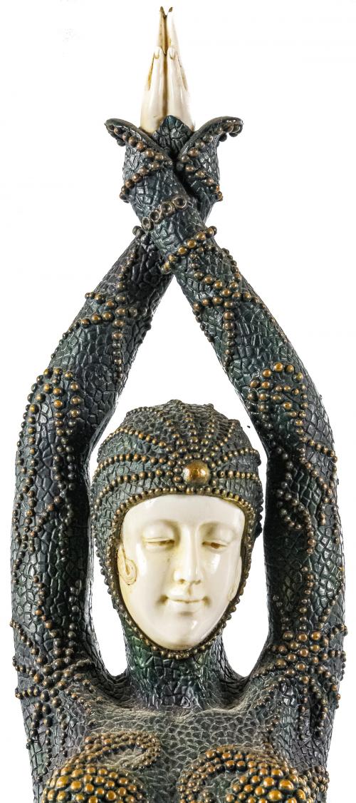 FIGURA CRISOELEFANTINA  DEL ÚLTIMO TERCIO DE SIGLO XX