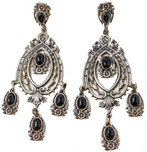 PENDIENTES LARGOS CON ÓNICE NEGRO