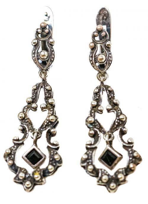 PENDIENTES LARGOS DE PLATA