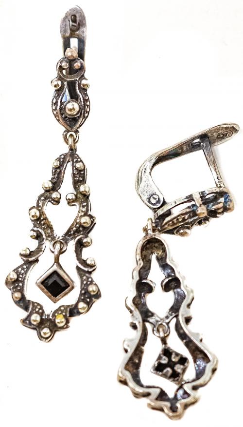 PENDIENTES LARGOS DE PLATA