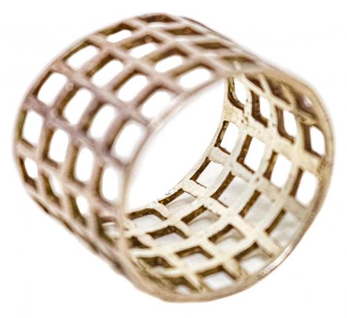 ANILLO DE DISEÑO DE PLATA