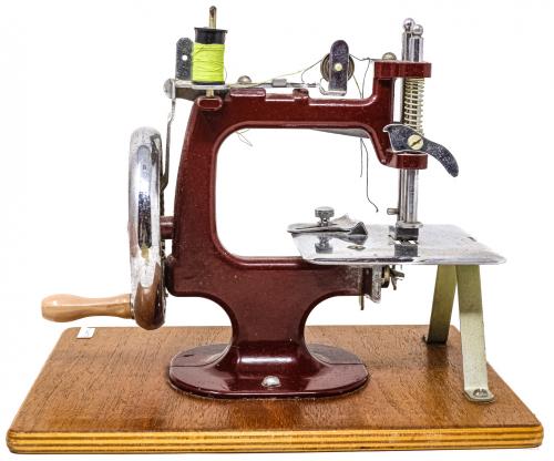 MÁQUINA DE COSER DE JUGUETE