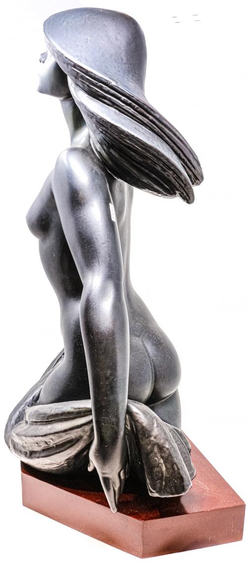FIGURA EN GRES "LLADRÓ"