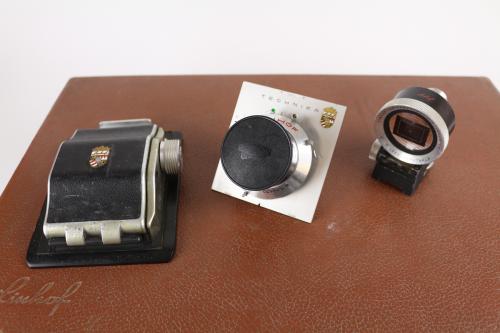 CÁMARA FOTOGRÁFICA LINHOF CON ACCESRORIOS