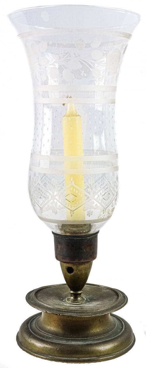 CANDELERO CON TULIPA EN CRISTAL DE PRINCIPIOS DEL S.XX