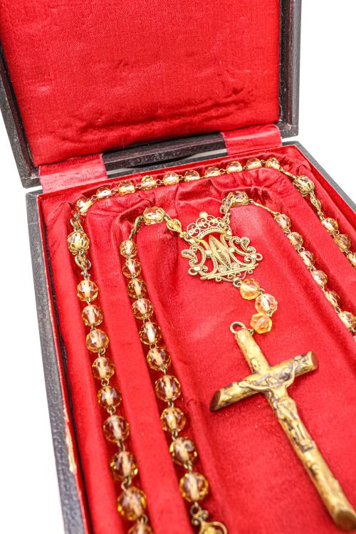ROSARIO CON ESTUCHE DE FINALES DEL S.XIX