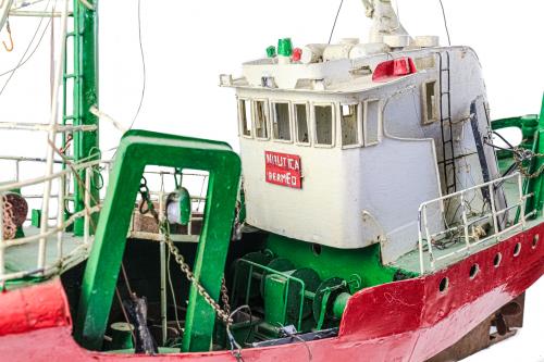 MAQUETA DE BARCO PESQUERO