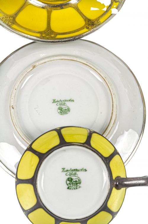 CUATRO TAZAS PORCELANA ALEMANA