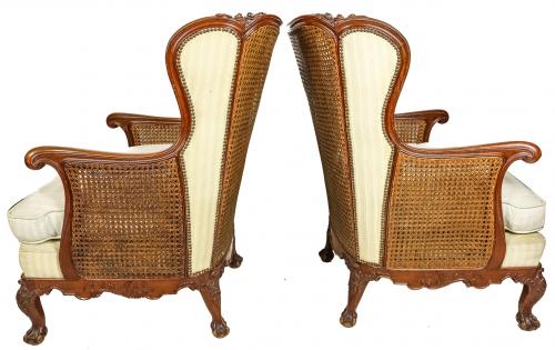 PAREJA DE SILLONES DE MEDIADOS DEL S.XX