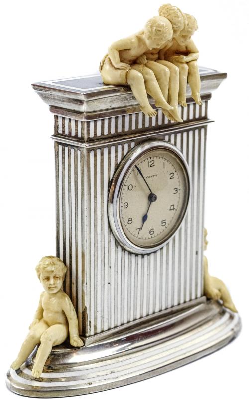 PEQUEÑO RELOJ DE SOBREMESA "CONTY" SEGUNDO CUARTO DEL S.XX