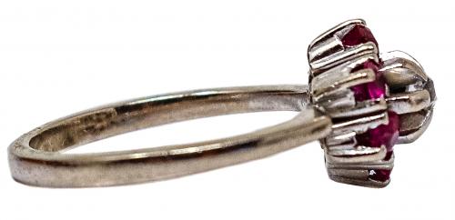 ANILLO ROSETÓN CON BRILLANTE Y RUBÍES