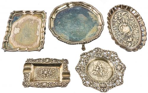 LOTE DE CINCO CENTRITOS EN PLATA DE MEDIADOS DEL S.XX