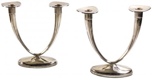 PAREJA DE CANDELABROS EN PLATA DEL ÚLTIMO CUARTO S.XX