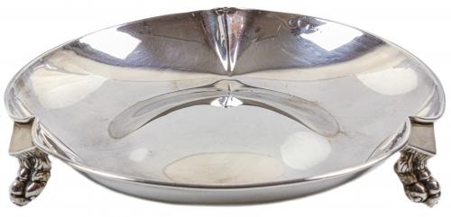 PEQUEÑO CENTRO DE MESA EN PLATA DE MEDIADOS DEL S.XX