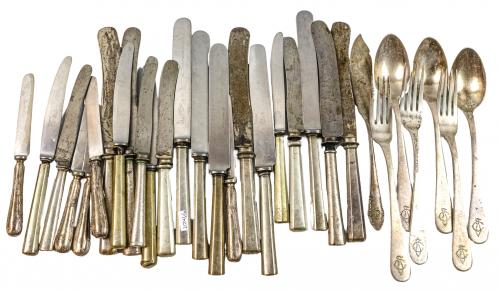 LOTE DE CUBIERTOS EN PLATA