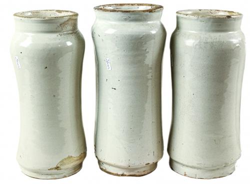 TRES TARROS DE FARMACIA DE CERÁMICA CATALANA