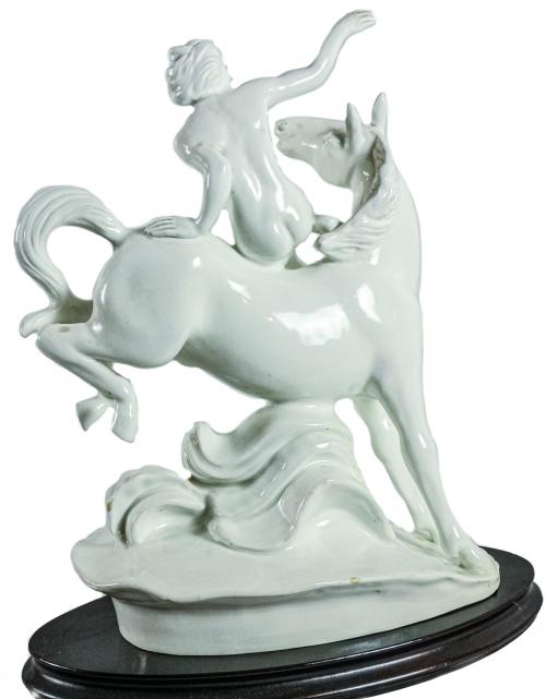FIGURA DE PORCELANA DEL PRIMER TERCIO DEL S.XX