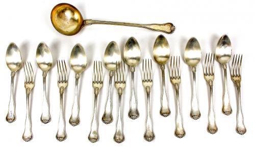 LOTE DE CUBIERTOS FRANCESES EN PLATA FLES. S.XIX