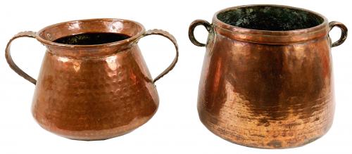 DOS CALDEROS DE COBRE