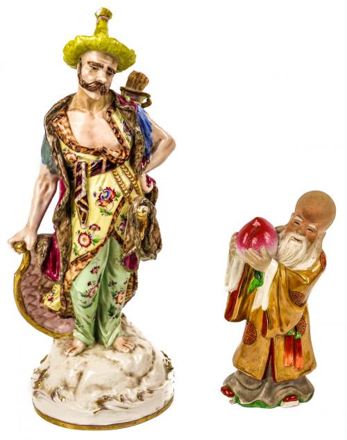 DOS FIGURAS DE PORCELANA
