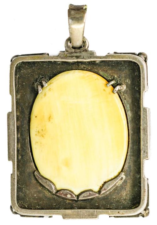 COLGANTE MEDALLA DE LOS AÑOS 40
