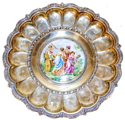 CENTRO DE PLATA Y PORCELANA