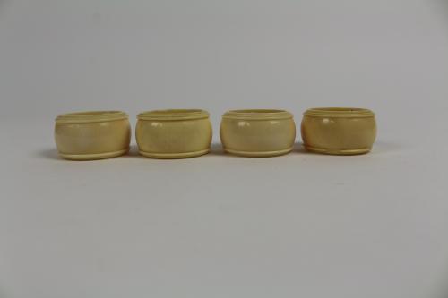 TRES VASITOS