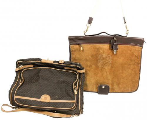 DOS MALETAS PARA TRAJES "LOEWE"